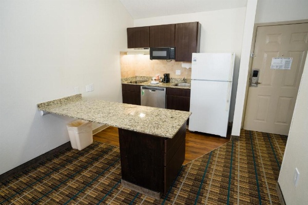 MainStay Suites Knoxville Airport image 17