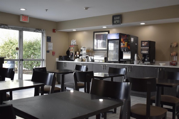 MainStay Suites Knoxville Airport image 7